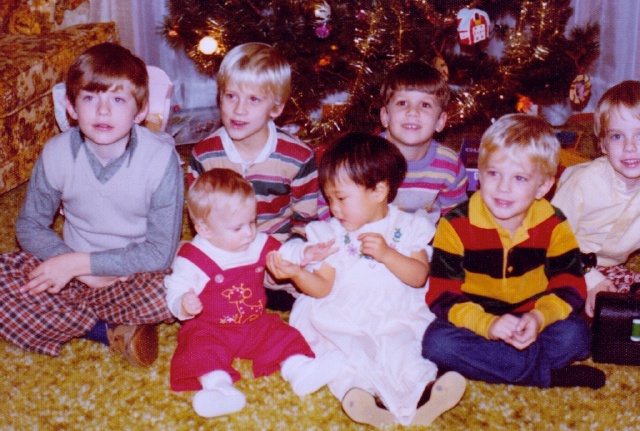 1976-12-Christmas Picture J-J Hi.jpg